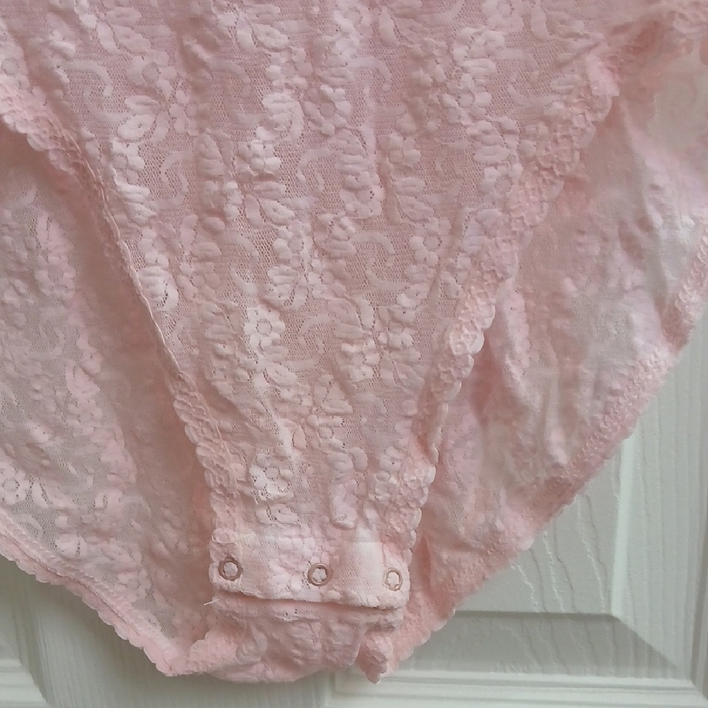 Vintage‎ Pink Floral Lace One Piece Bodysuit Size M Feminine Sheer - Picture 3 of 14